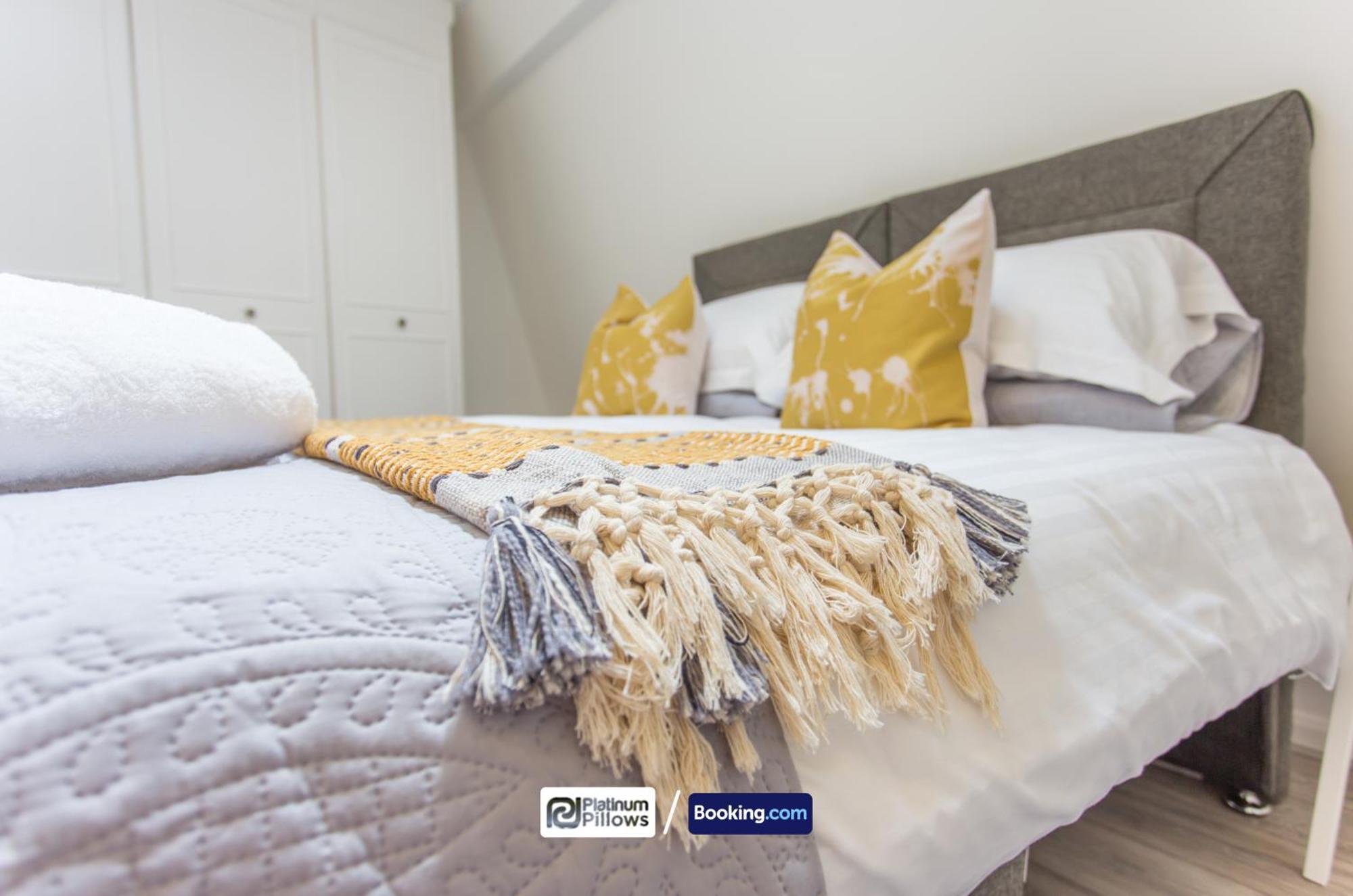 Oxford Apt Near Jr Hospital & Universities, Great Weekly & Long Stay Offers Exterior photo